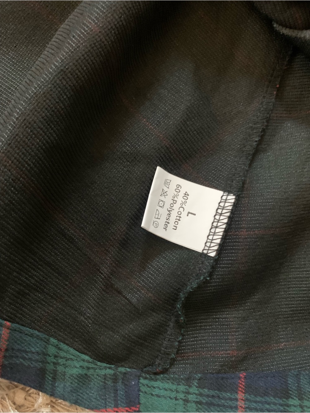 Green Plaid Kilt with Side Buckle Detail NWOT size Large - Picture 7 of 13